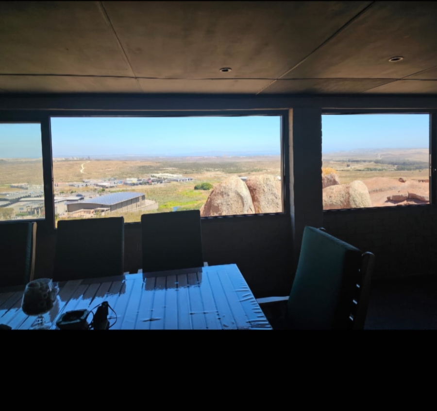 2 Bedroom Property for Sale in Bayview Western Cape